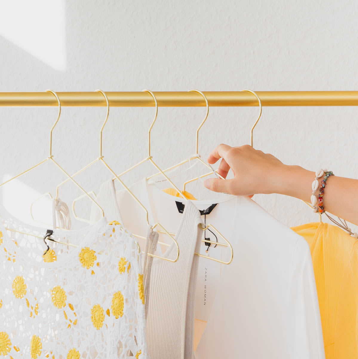 Buy clothes deals hangers online